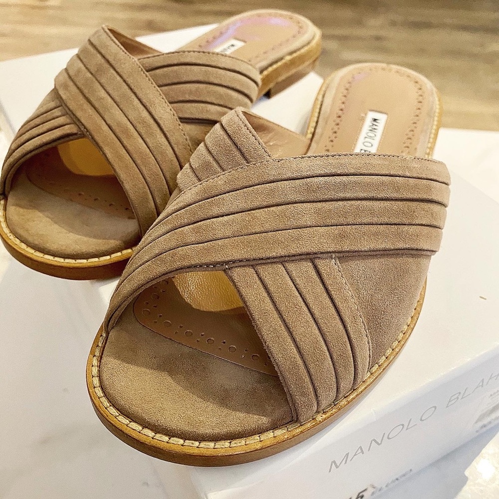Manolo Blahnik Pingar Taupe Suede Sandals 36.5 New